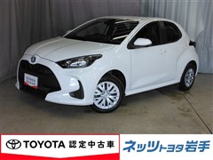 ヤリス ハイブリッド X 4WD