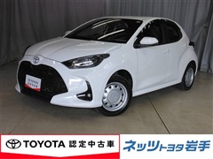 ヤリス ハイブリッド X 4WD