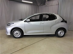 ヤリス X 4WD