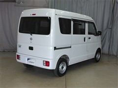 NV100クリッパー DX 4WD