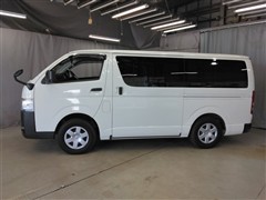 レジアスエースバン DX 4WD