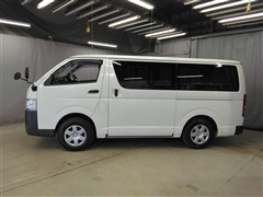 ハイエースバン DX 4WD