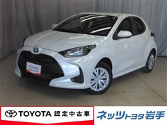 ヤリス ハイブリッド X 4WD