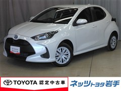 トヨタ ヤリス ハイブリッド X 4WD