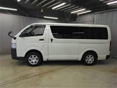 ハイエースバン DX 4WD