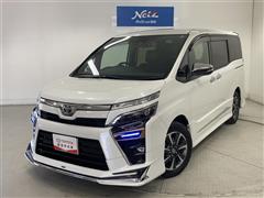 トヨタ　ヴォクシー ZS キラメキ3