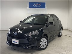 ヤリス ハイブリッド X 4WD