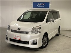 トヨタ ヴォクシー ZS キラメキ3
