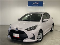 ヤリス ハイブリッド X