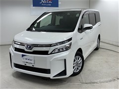 トヨタ　ヴォクシー ハイブリッド X