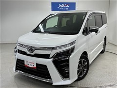 トヨタ ヴォクシーZS キラメキ3 4WD