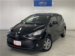 トヨタ アクア X