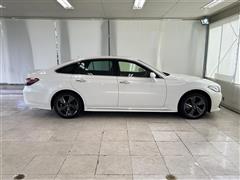 クラウンHEV RS Four LTD