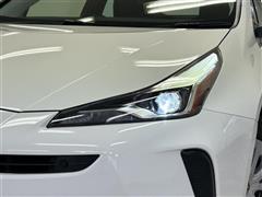 プリウス S E-FOUR