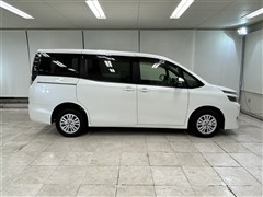 ヴォクシー V 4WD