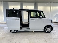 N-BOX カスタム L ターボ