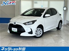 トヨタ　ヤリス HV X 4WD