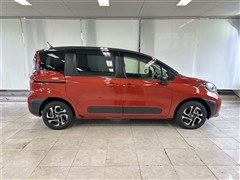 シエンタHEV Z E-Four