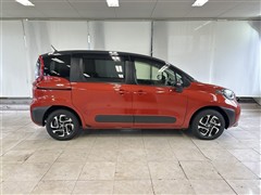 シエンタHEV Z E-Four