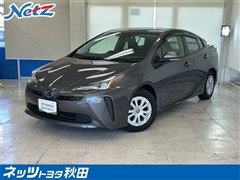 トヨタ プリウス S E-Four