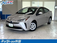 プリウス S