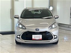 アクア Z E-Four