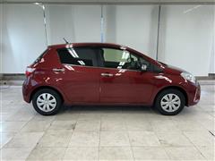 ヴィッツ ハイブリッド ジュエラ