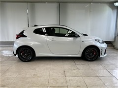 GRヤリス RZハイパフォーマンス