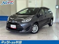 トヨタ　アクア S