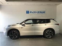 アウトランダーPHEV P 4WD