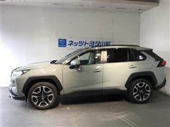 RAV4 アドベンチャー 4WD