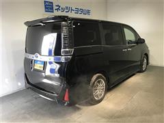 ヴォクシー HEV ZSキラメキ3