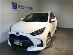 トヨタ　ヤリス ハイブリッド X 4WD