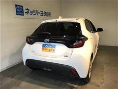 ヤリス ハイブリッド X 4WD