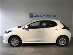 ヤリス X 4WD