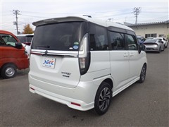 ソリオバンディットHV MV 4WD