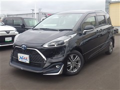 トヨタ シエンタ HEV ファンベースGクエロ