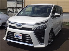 トヨタ ヴォクシー ハイブリッド ZS