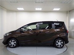 シエンタHEV ファンベースGクエロ