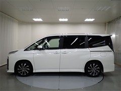 ヴォクシー HEV S-Z