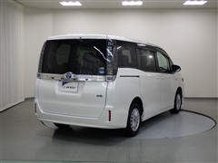 ヴォクシー HEV V