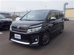 トヨタ ヴォクシー ZSキラメキ 4WD