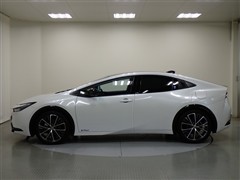 プリウス Z 4WD