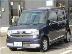トヨタ ピクシススペース カスタムX 4WD