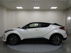 C-HR HEV S GRスポーツ
