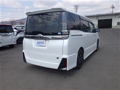 ヴォクシー ZS GRスポーツ