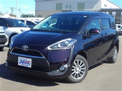 トヨタ シエンタ Gクエロ 4WD