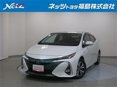 トヨタ プリウスPHEV A