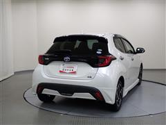 ヤリス ハイブリッド Z