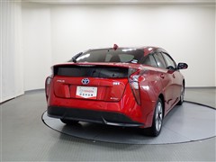 プリウスプレミアムツーリング4WD
